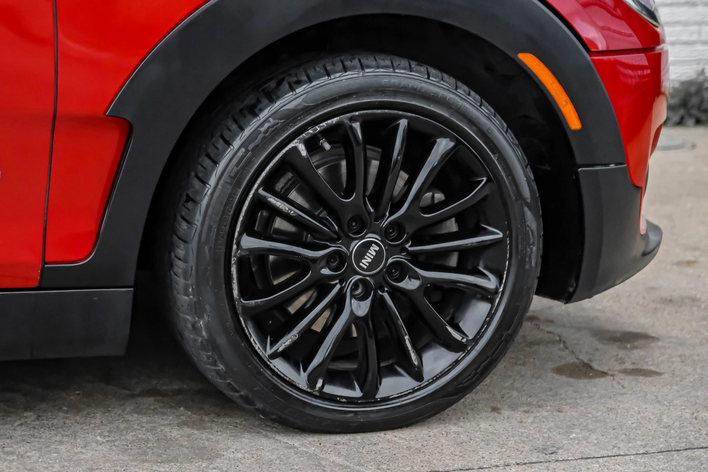 Used 2017 MINI Cooper Clubman ALL4 image 60