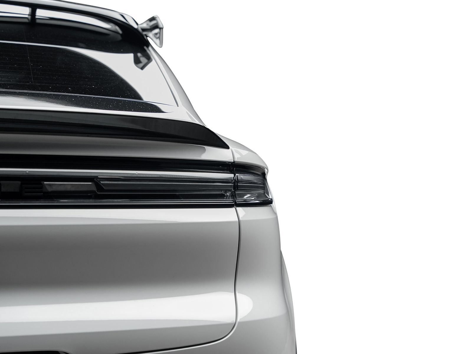 Used 2024 Porsche Cayenne Turbo GT AWD/4WD image 13