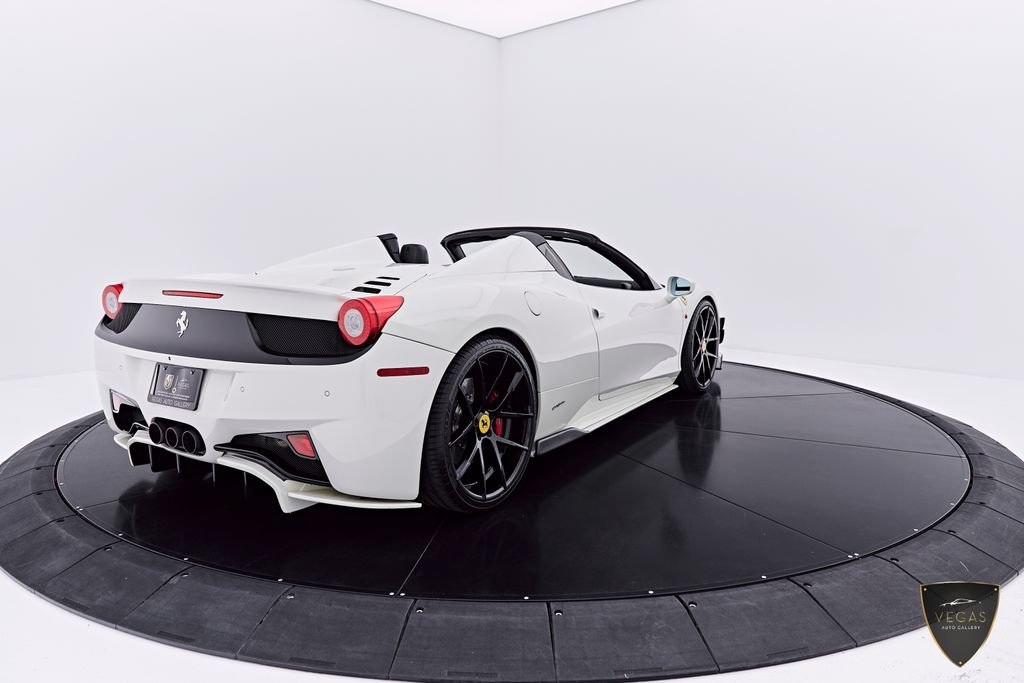 Used 2014 Ferrari 458 Spider RWD image 24