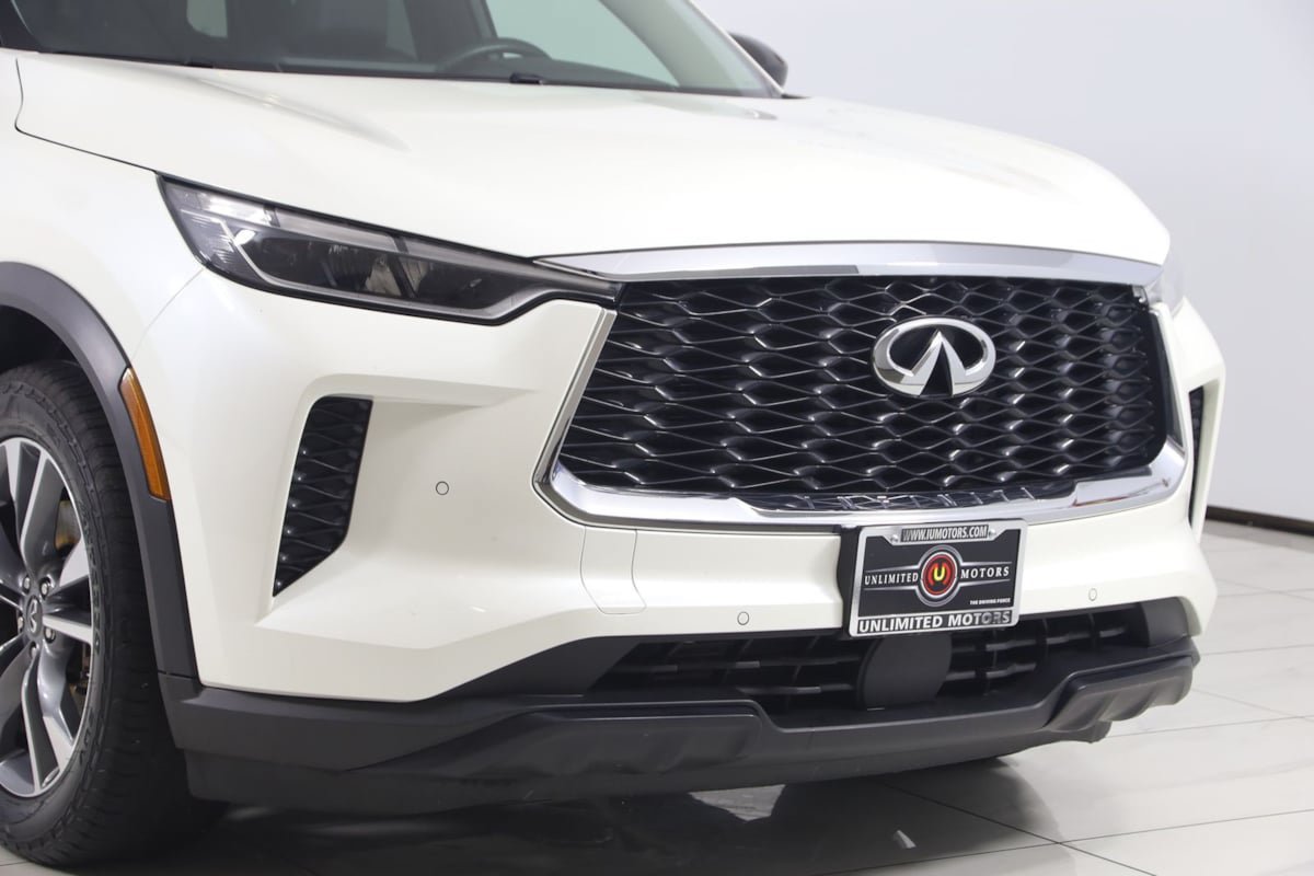 Used 2025 INFINITI QX60 Luxe AWD/4WD image 39