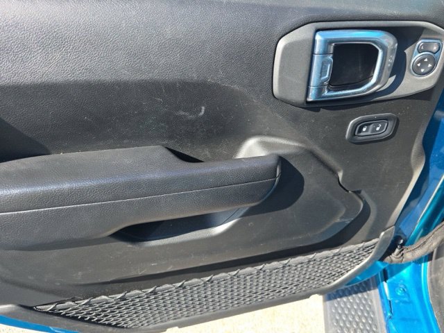 Used 2024 Jeep Wrangler Unlimited AWD/4WD image 23