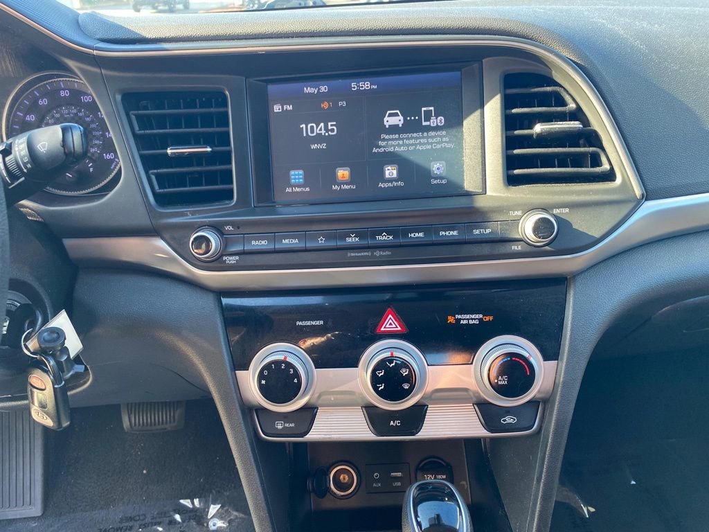 Used 2019 Hyundai Elantra SEL w/ Cargo Package FWD image 3