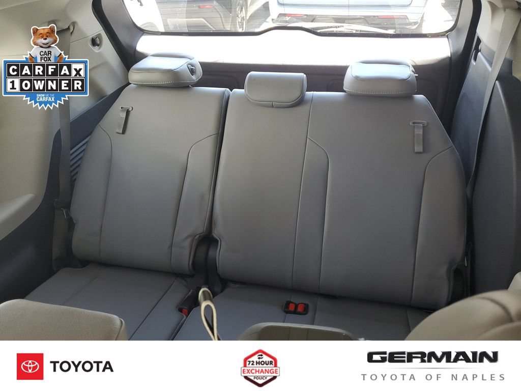 Certified 2021 Toyota Sienna XLE FWD image 22