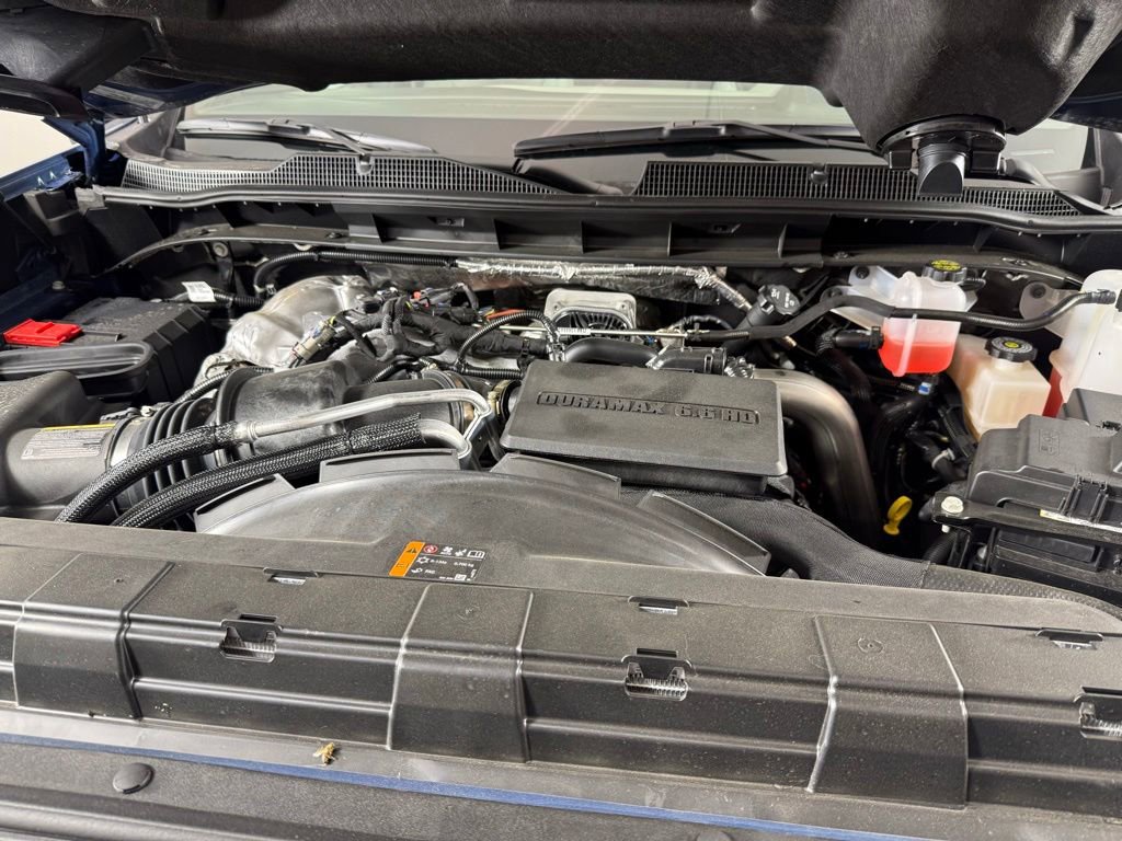 Used 2026 Chevrolet Silverado 2500 LTZ w/ LTZ Premium Package AWD/4WD image 36