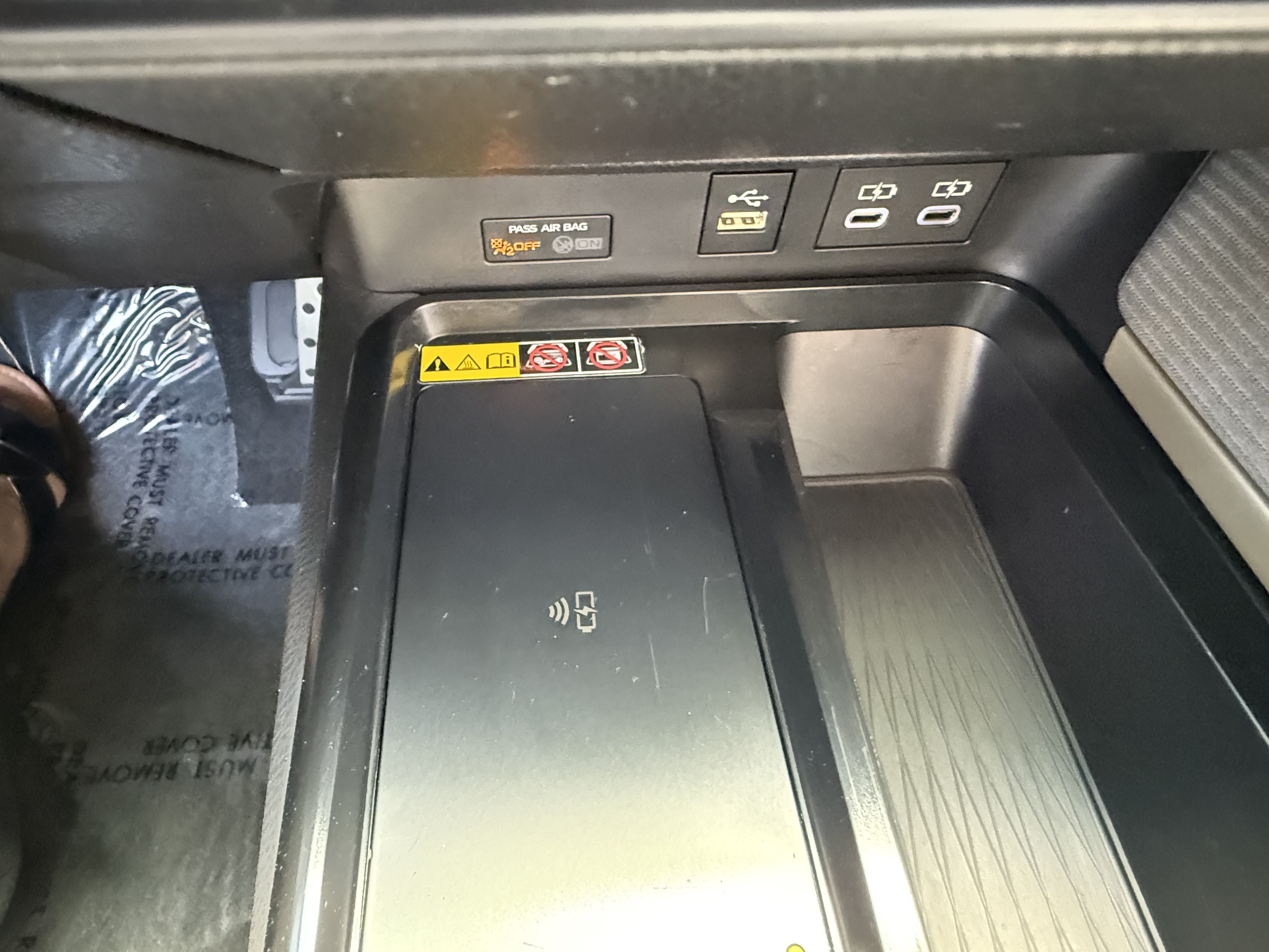 Used 2025 Toyota Camry SE w/ Multimedia Upgrade Package FWD image 28