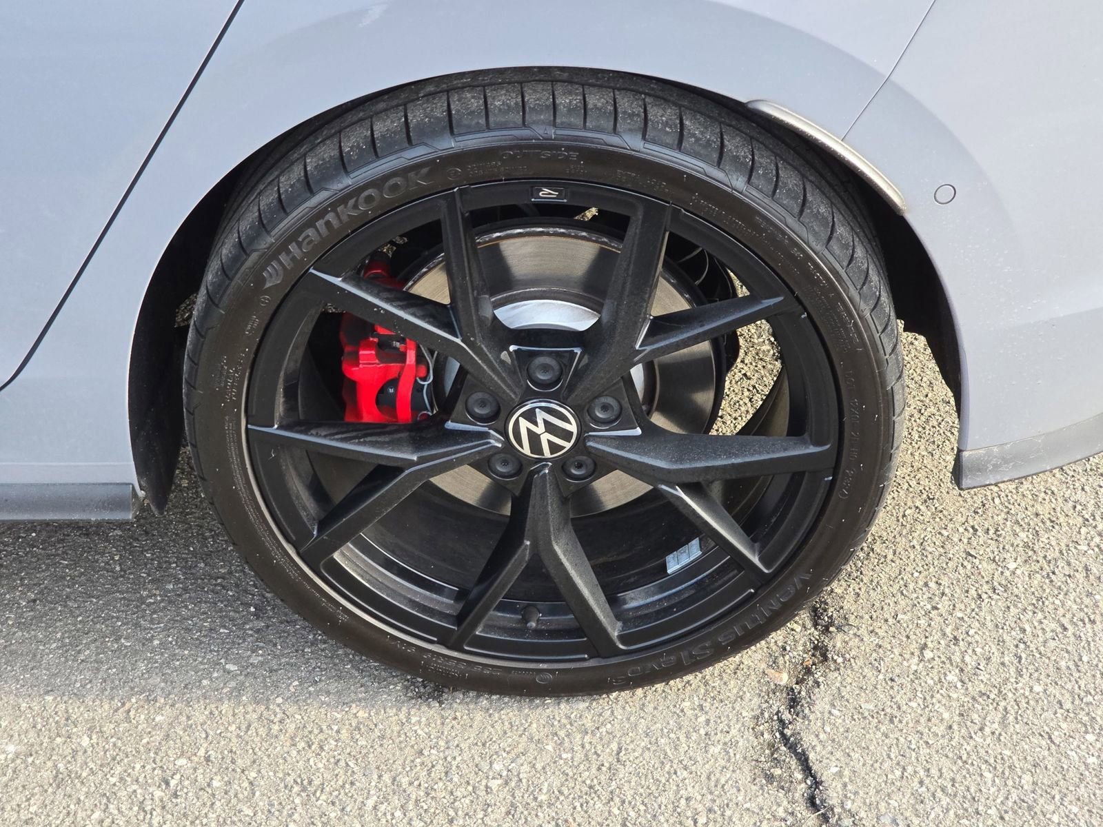 Used 2024 Volkswagen GTI Autobahn image 39