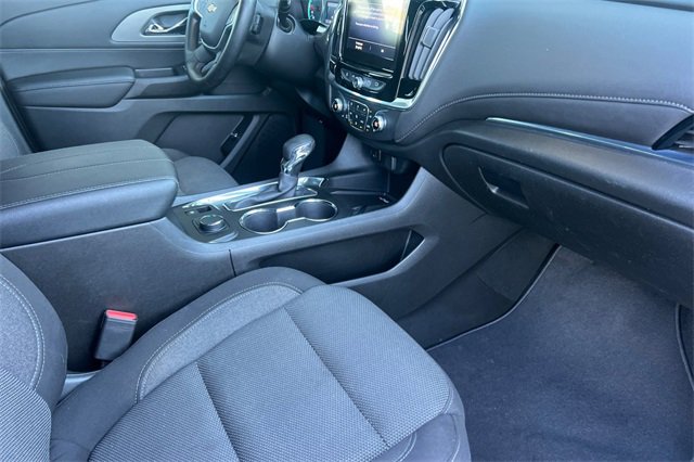 Used 2023 Chevrolet Traverse LT image 20