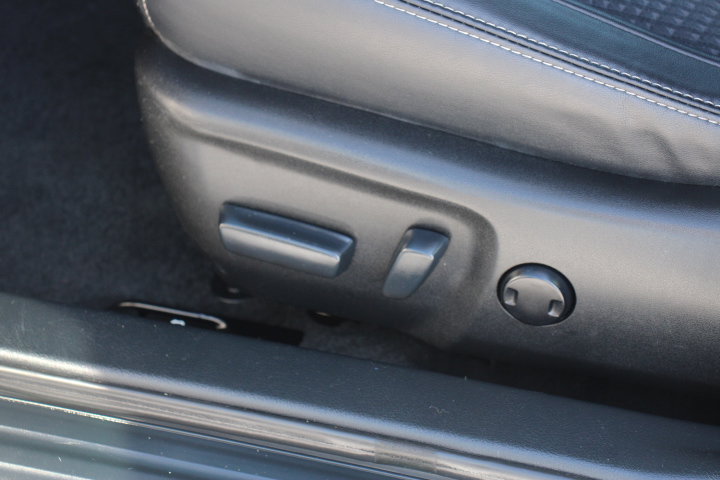 Used 2014 Toyota Camry SE image 12