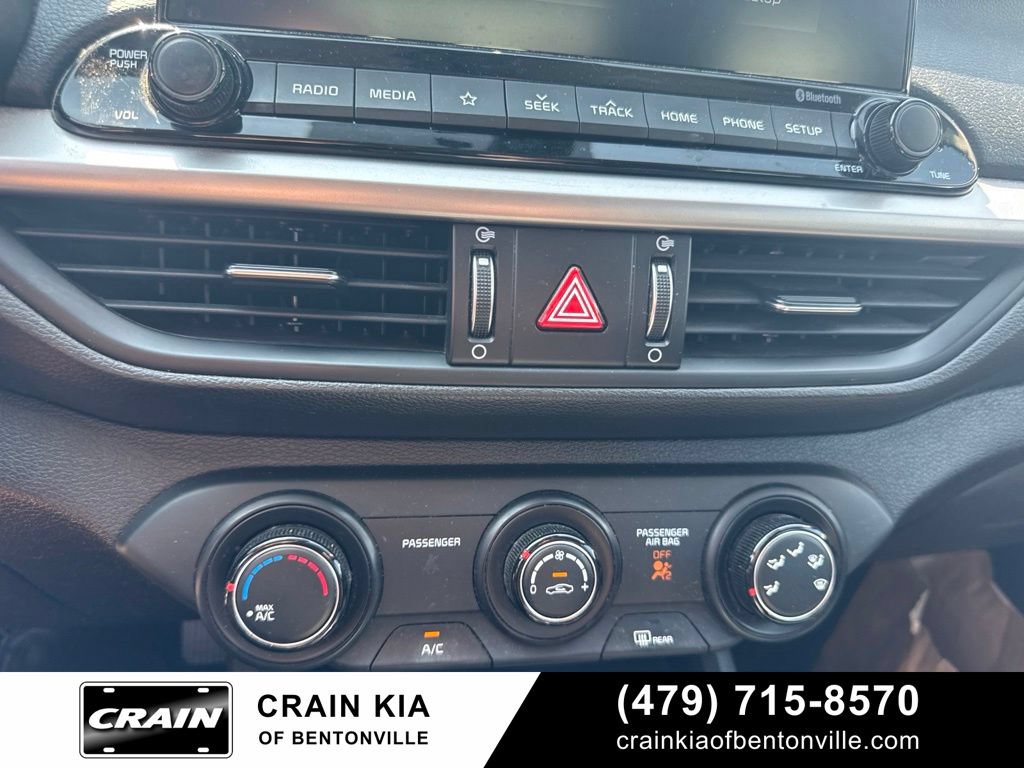 Certified 2021 Kia Forte Sedan FWD image 21