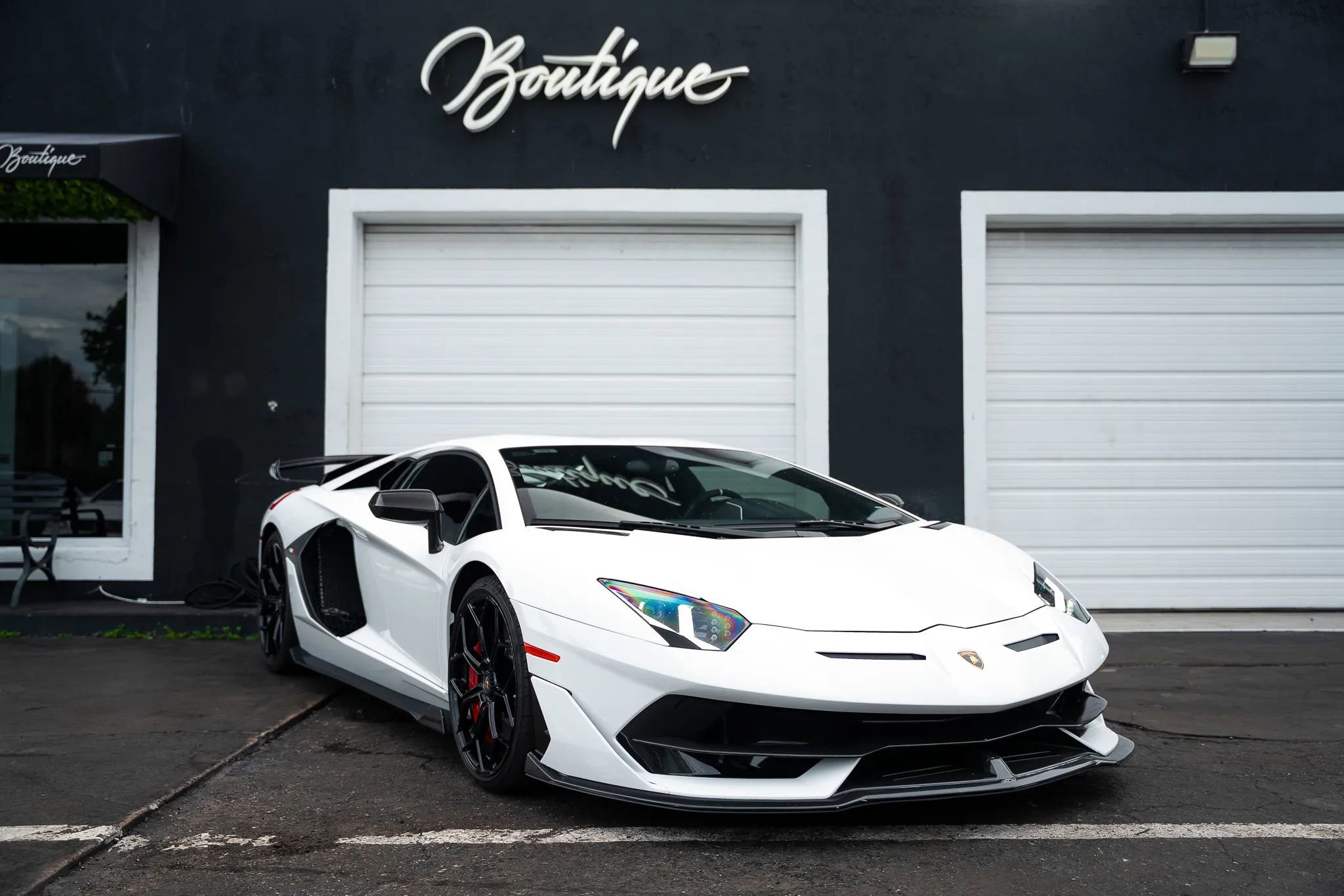 Used 2019 Lamborghini Aventador SVJ AWD/4WD image 1