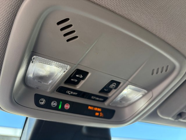 Used 2023 Chevrolet Malibu LT FWD image 23