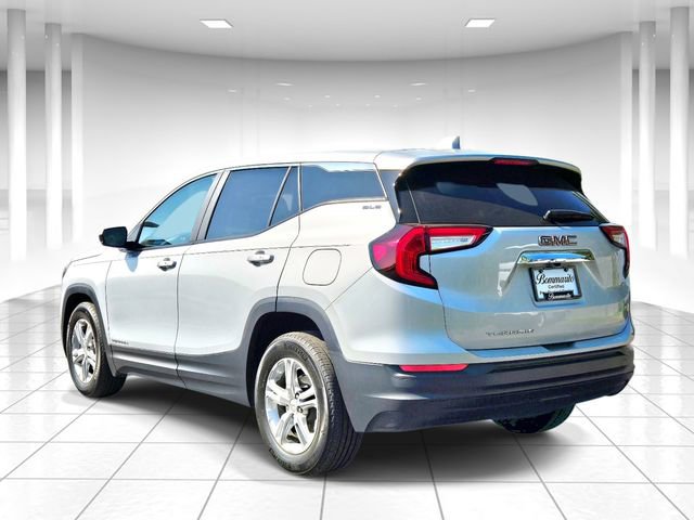 Certified 2022 GMC Terrain SLE FWD image 3