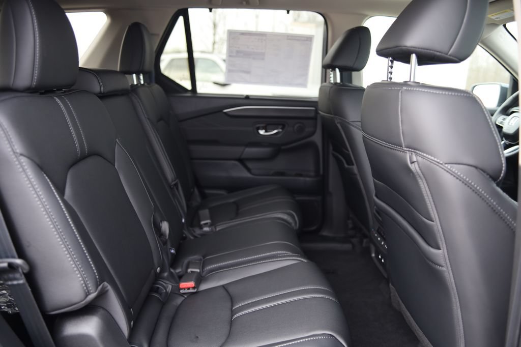 New 2026 Honda Pilot Touring image 34