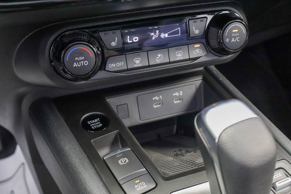 New 2026 Nissan Kicks SV image 11