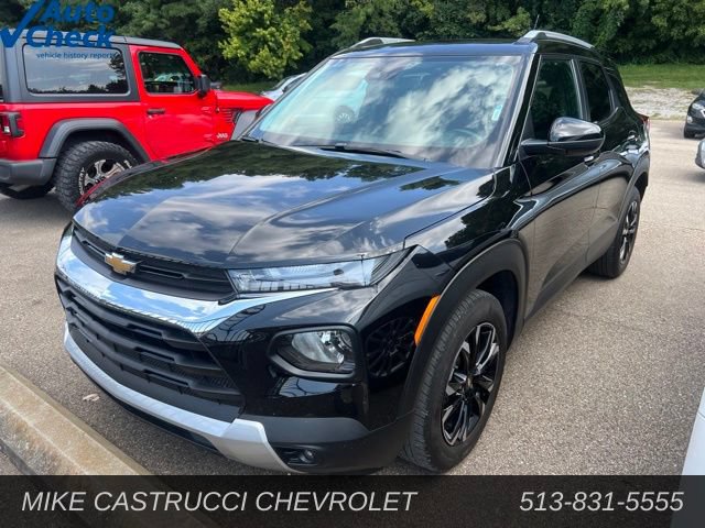 Used 2023 Chevrolet TrailBlazer LT FWD image 1