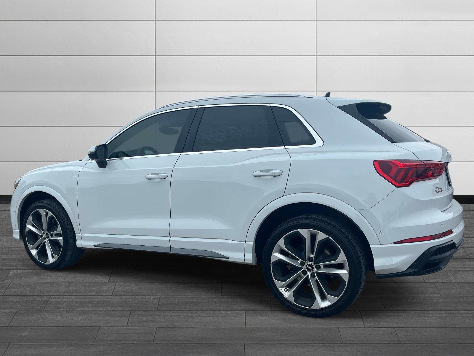 Used 2021 Audi Q3 2.0T Premium Plus w/ Premium Plus Package image 4