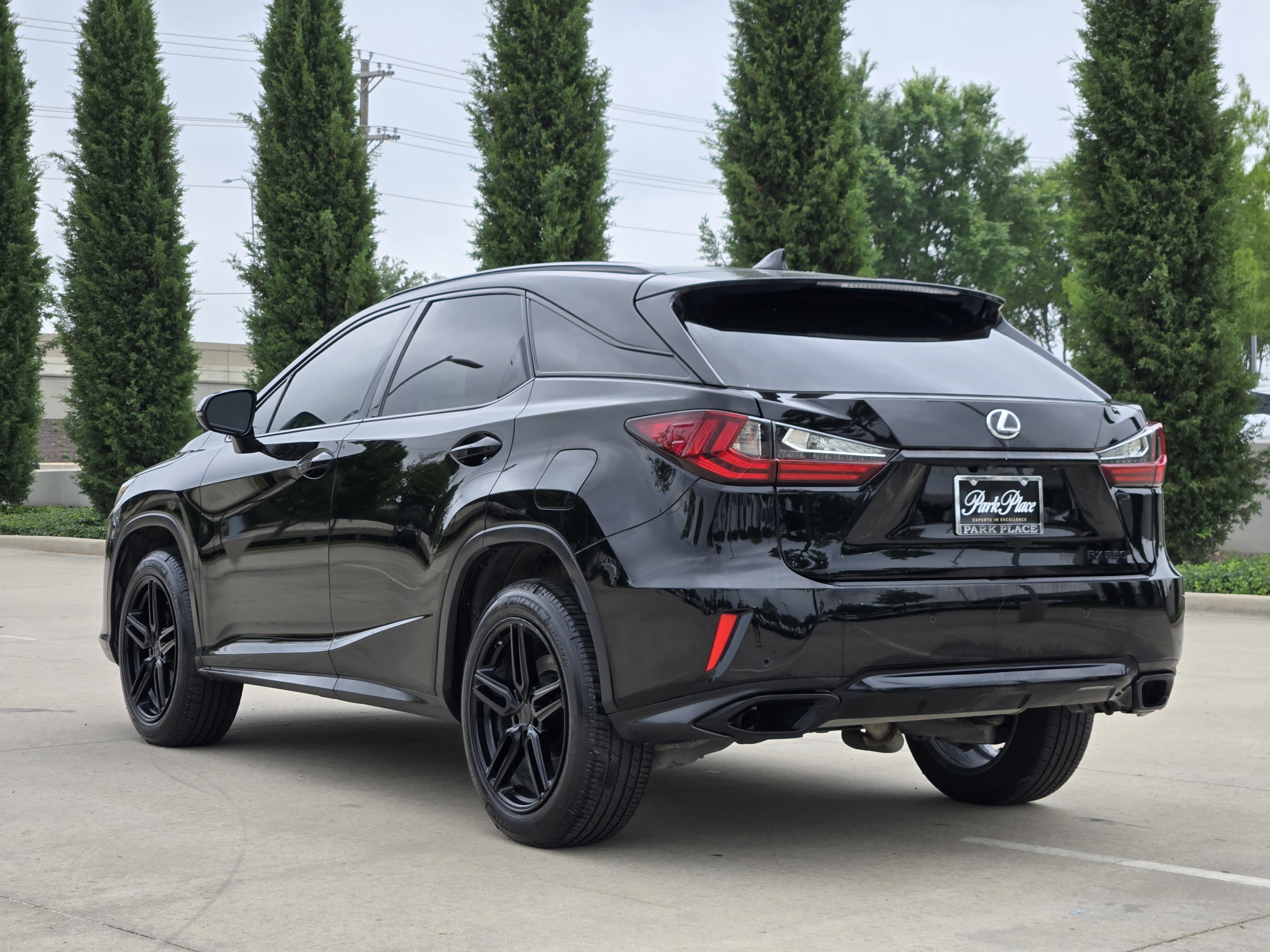 Used 2019 Lexus RX 350 FWD w/ Navigation Package image 3