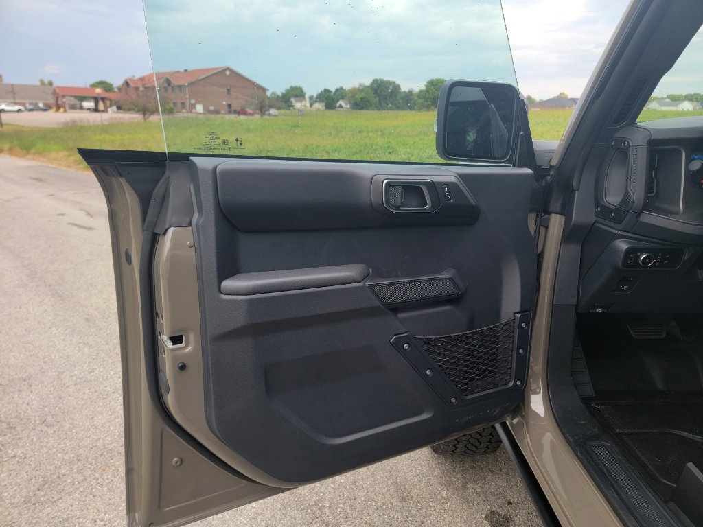 New 2025 Ford Bronco Badlands image 17