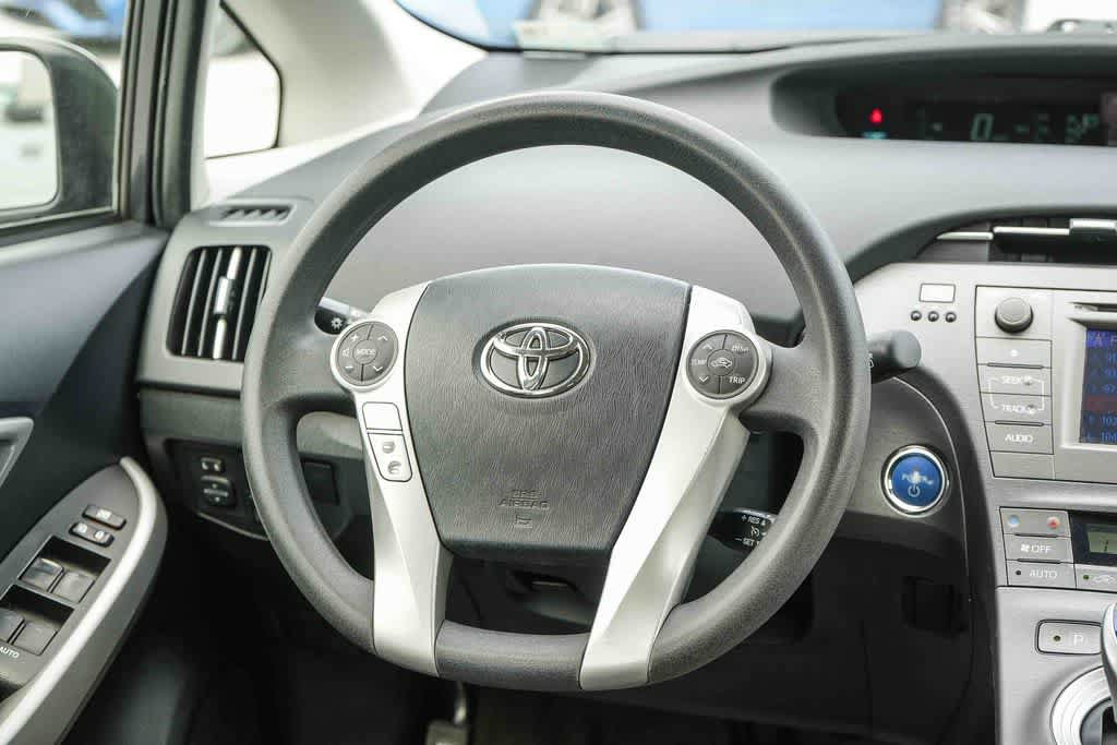 Used 2015 Toyota Prius Two w/ Preferred Accessory Package FWD image 15
