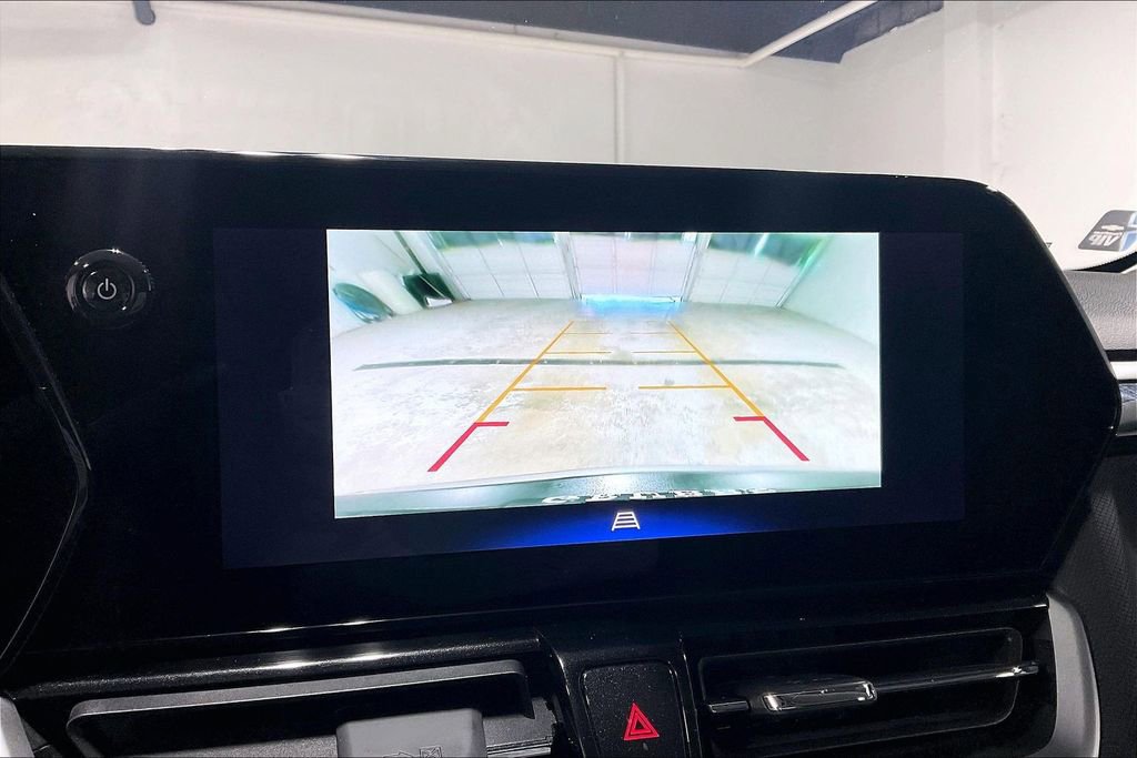 Used 2024 Chevrolet TrailBlazer LT w/ Convenience Package image 29