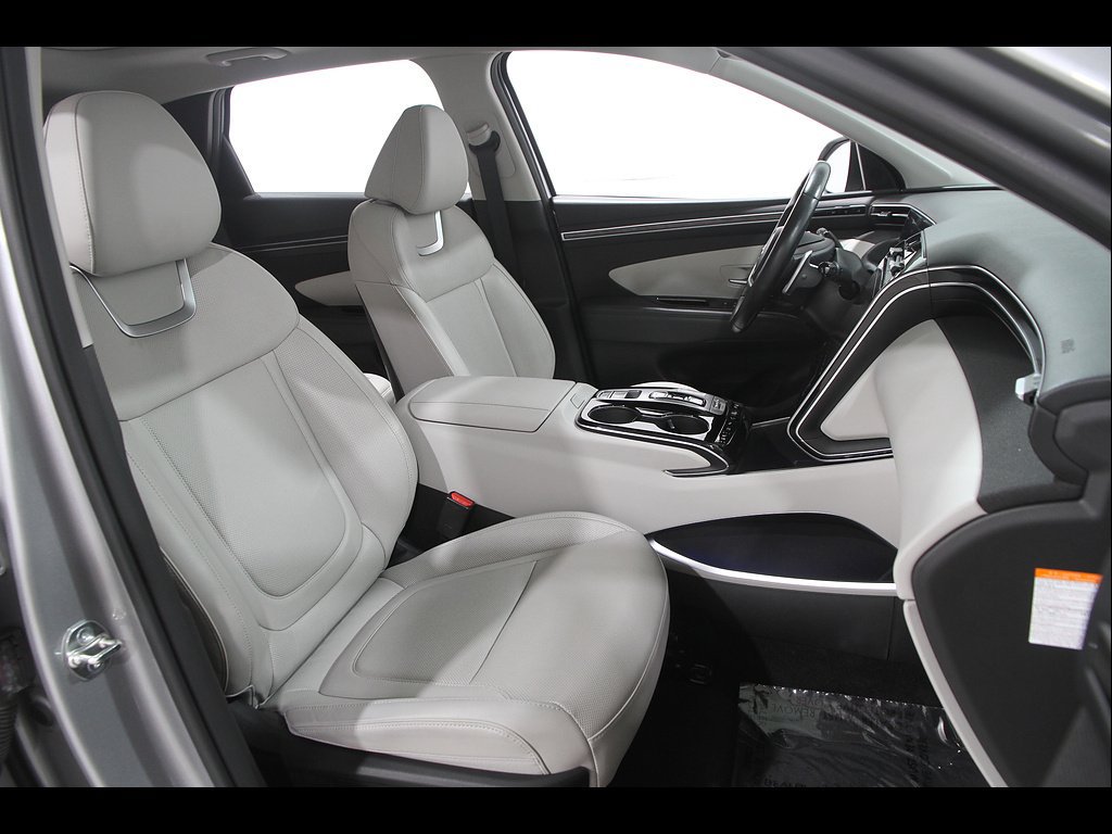Certified 2024 Hyundai Tucson Limited AWD/4WD image 19