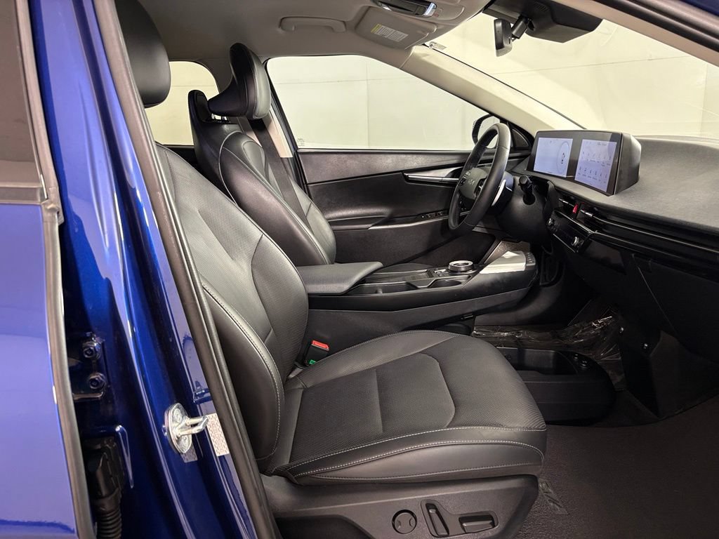 Used 2023 Kia EV6 Wind AWD/4WD image 49