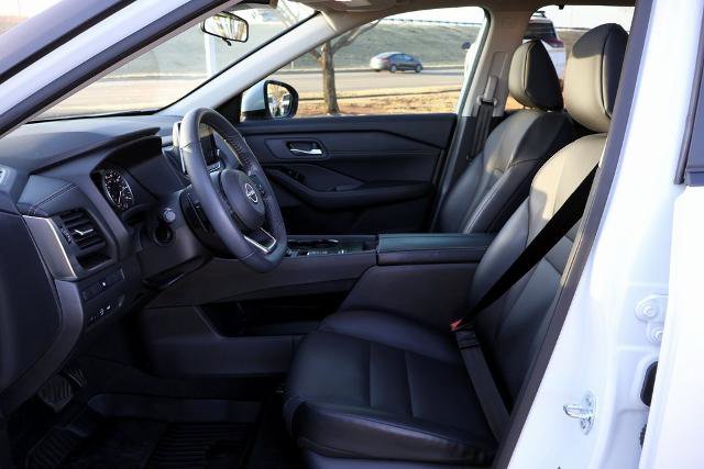 Certified 2024 Nissan Rogue SV w/ SV Premium Package image 19