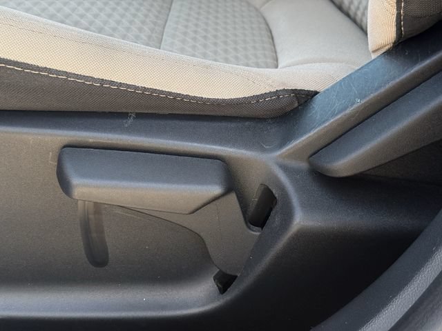 Used 2022 Ford Escape SE w/ SE Sport Appearance Package FWD image 27