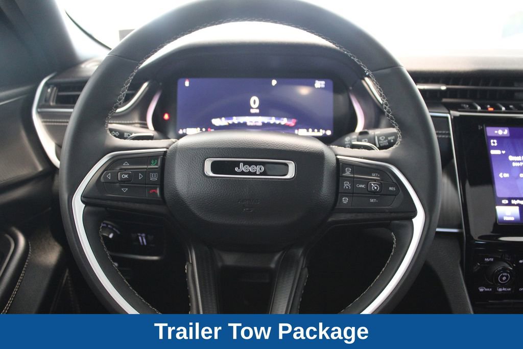 Used 2024 Jeep Grand Cherokee Altitude image 20