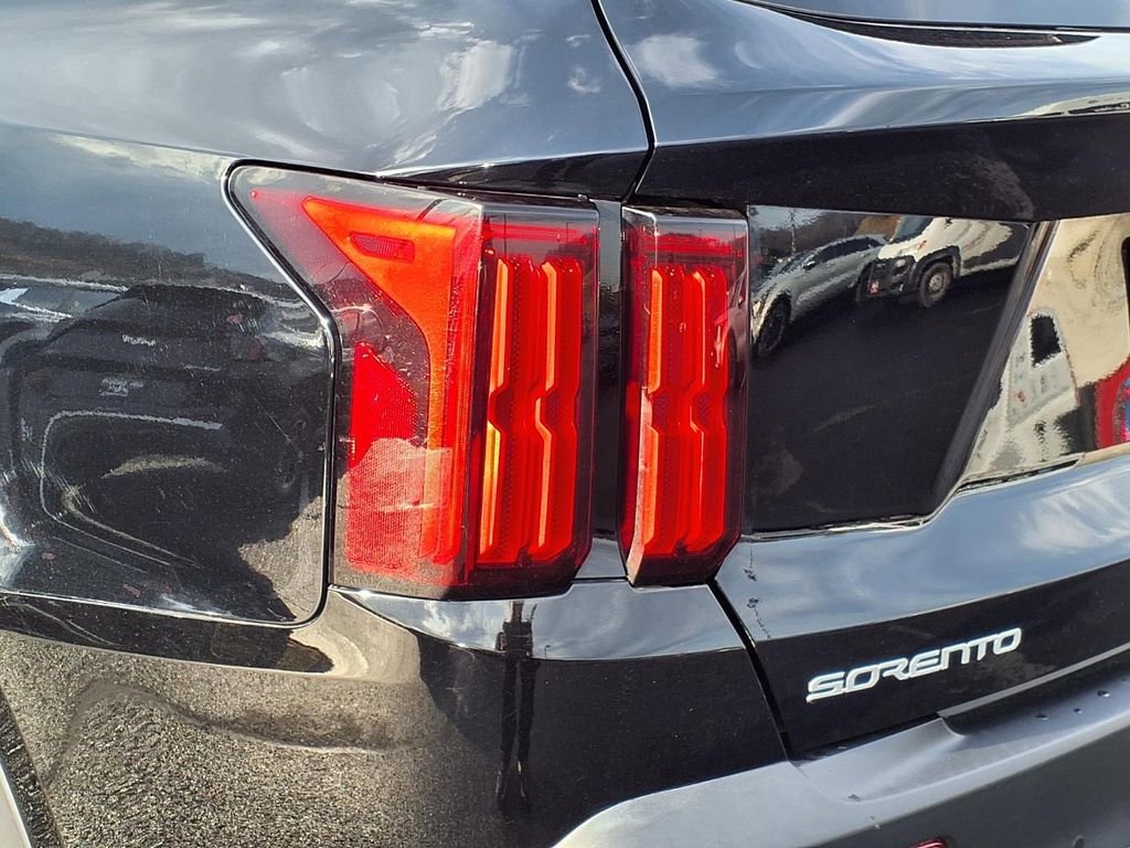 Certified 2023 Kia Sorento SX Prestige image 11