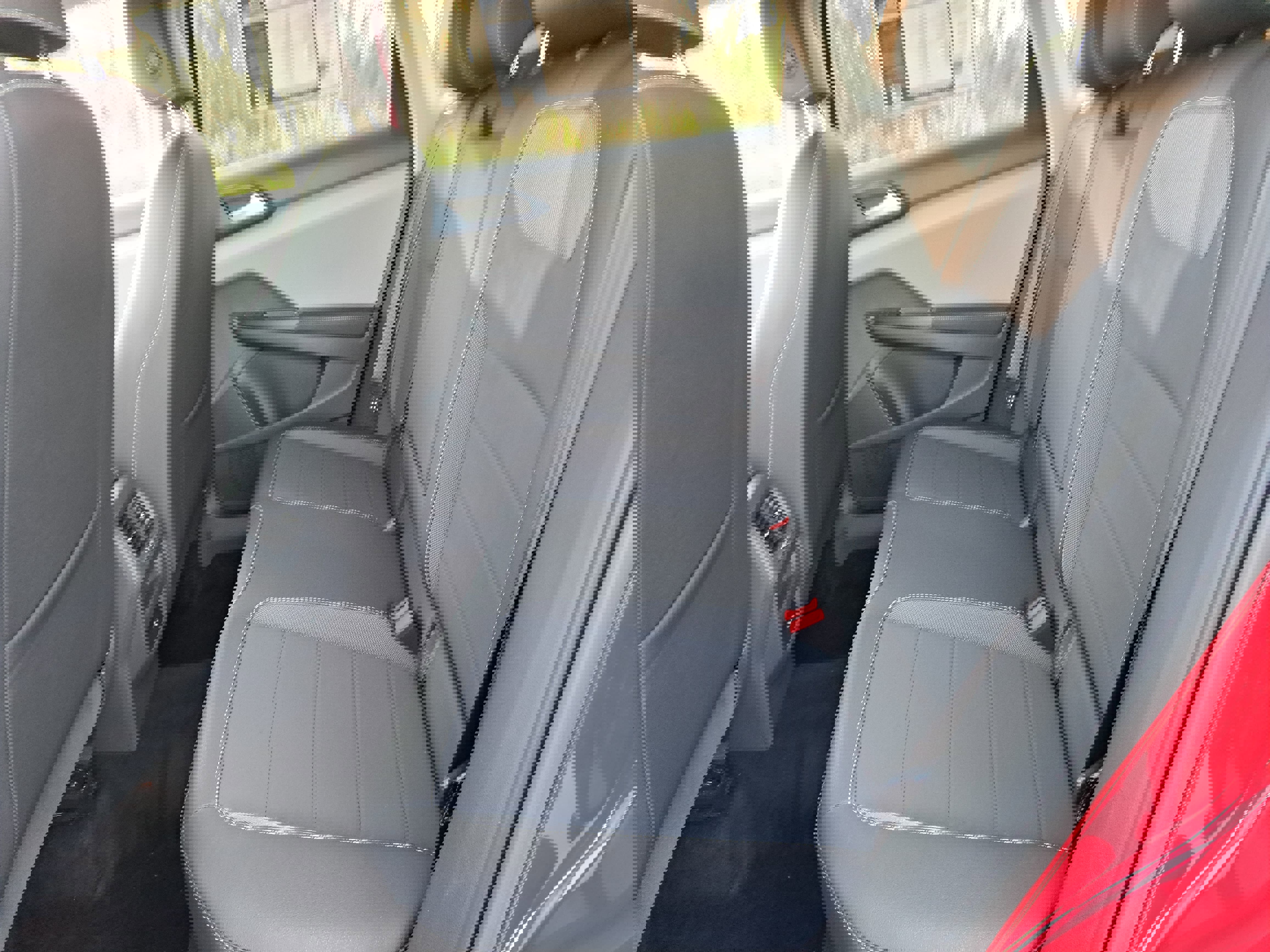 Used 2024 Volkswagen Taos SE image 13