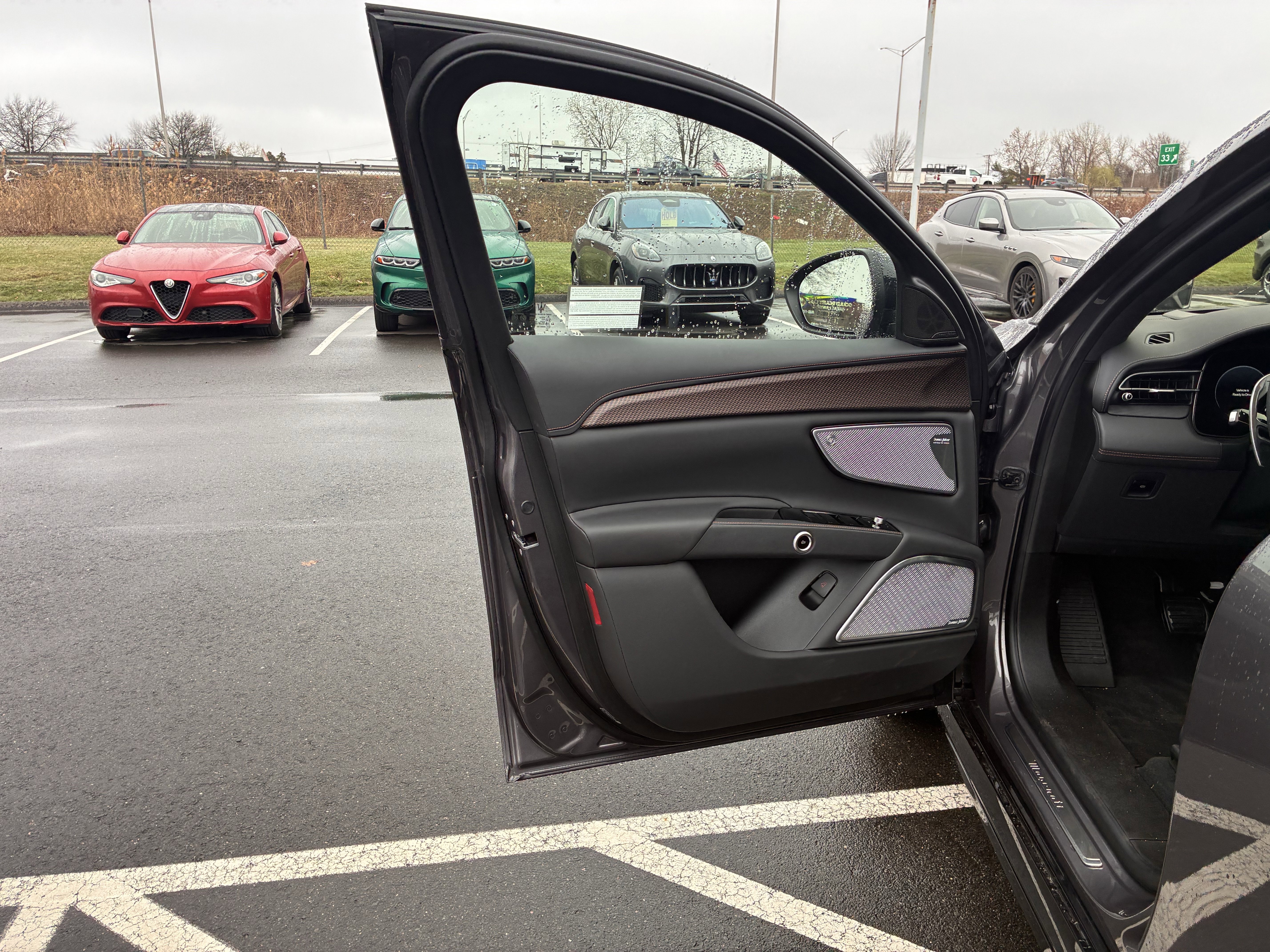 Used 2025 Maserati Grecale Folgore image 10