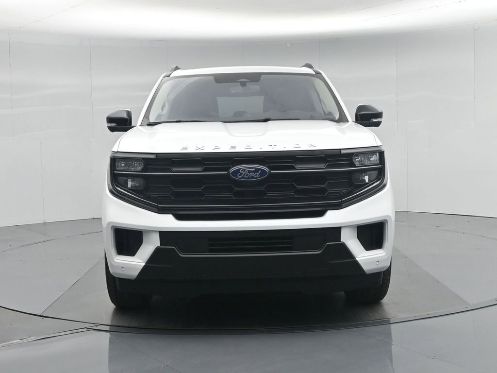 Used 2025 Ford Expedition Max Active AWD/4WD image 31