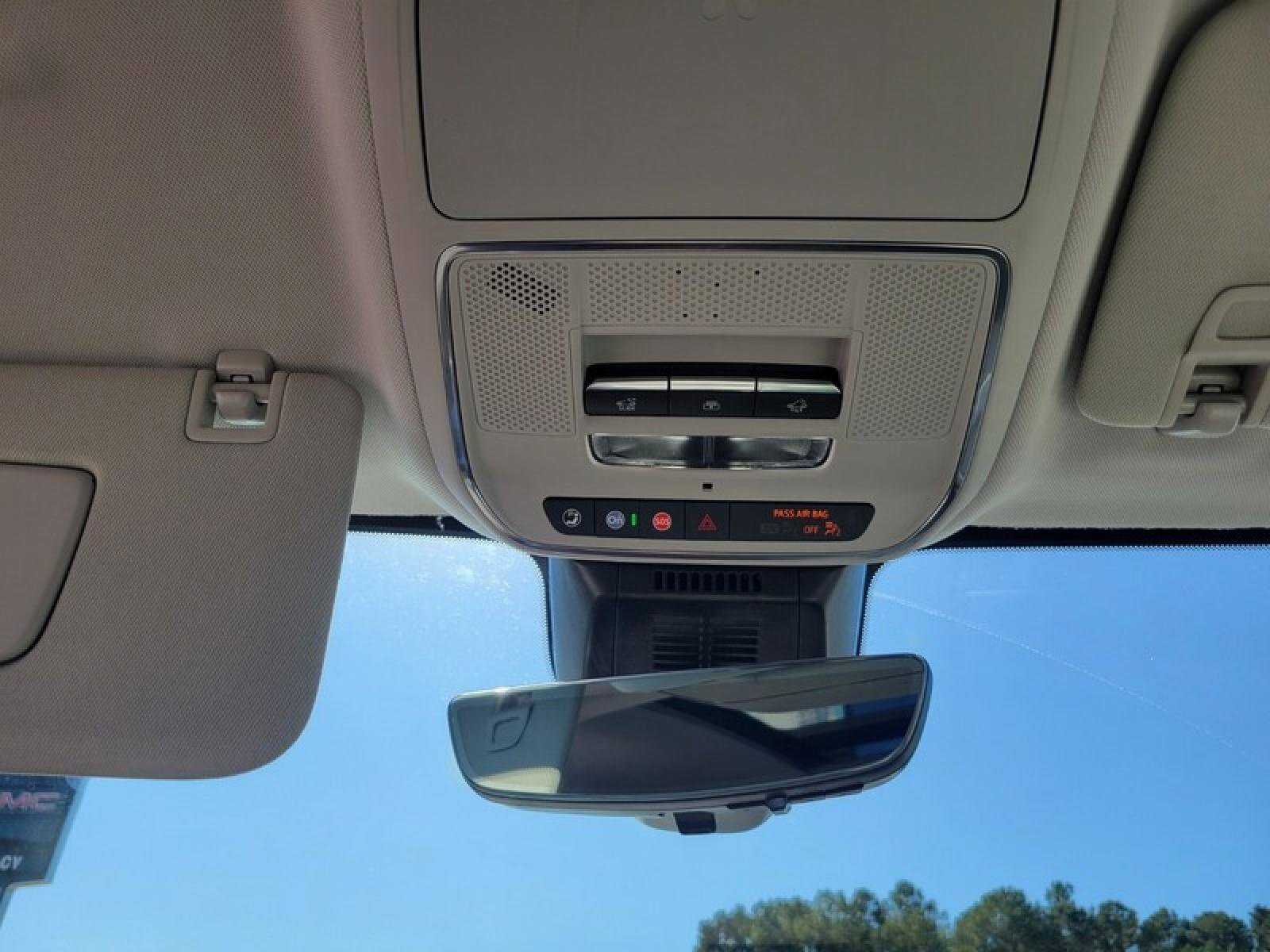 New 2026 GMC Terrain Denali w/ LPO, Floor Liner Package AWD/4WD image 22