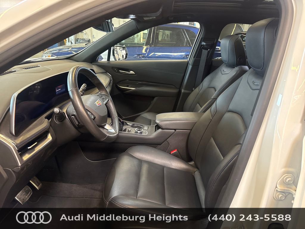 Used 2024 Cadillac XT4 Sport w/ Cold Weather Package image 16