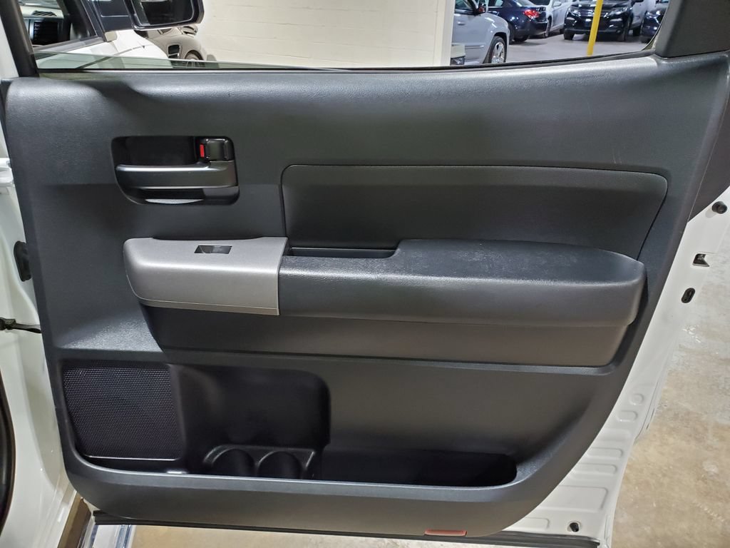 Used 2013 Toyota Tundra 2WD CrewMax w/ Tow Pkg image 21