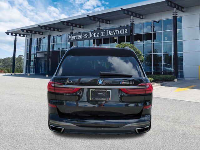 Used 2021 BMW X7 M50i w/ Cold Weather Package image 5