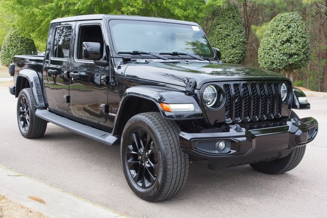 Used 2021 Jeep Gladiator Overland image 1