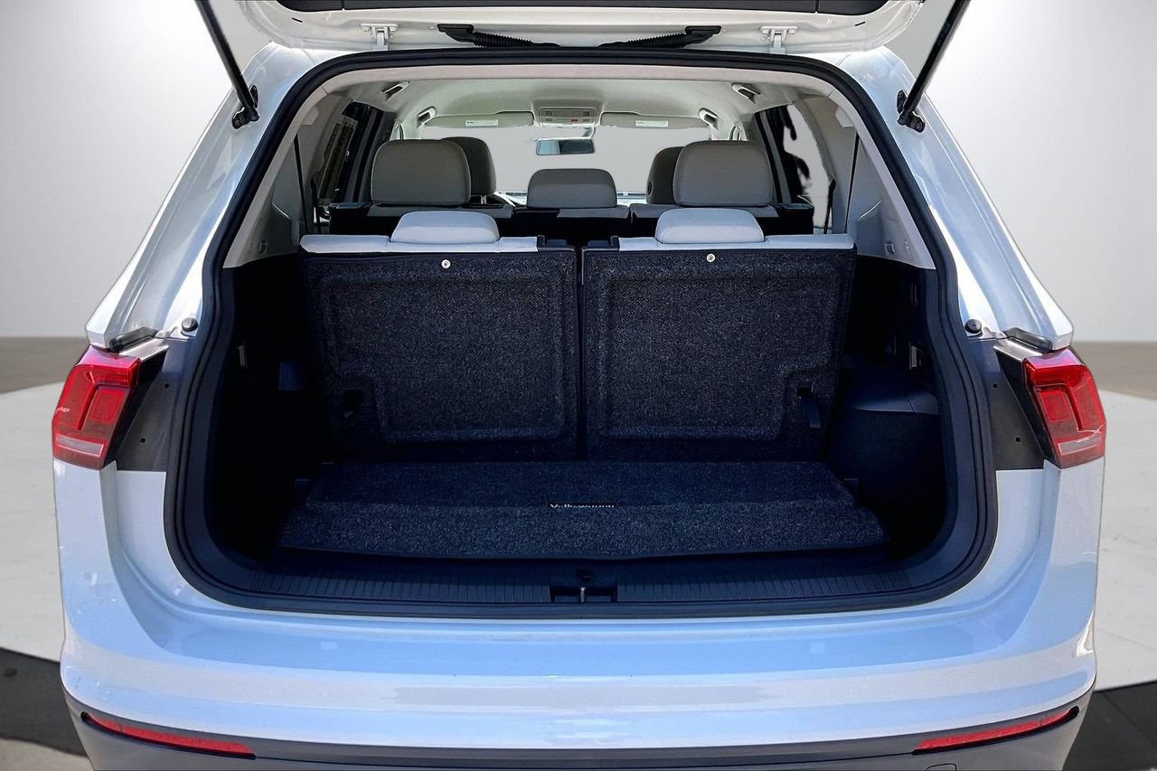 Used 2020 Volkswagen Tiguan S FWD image 25