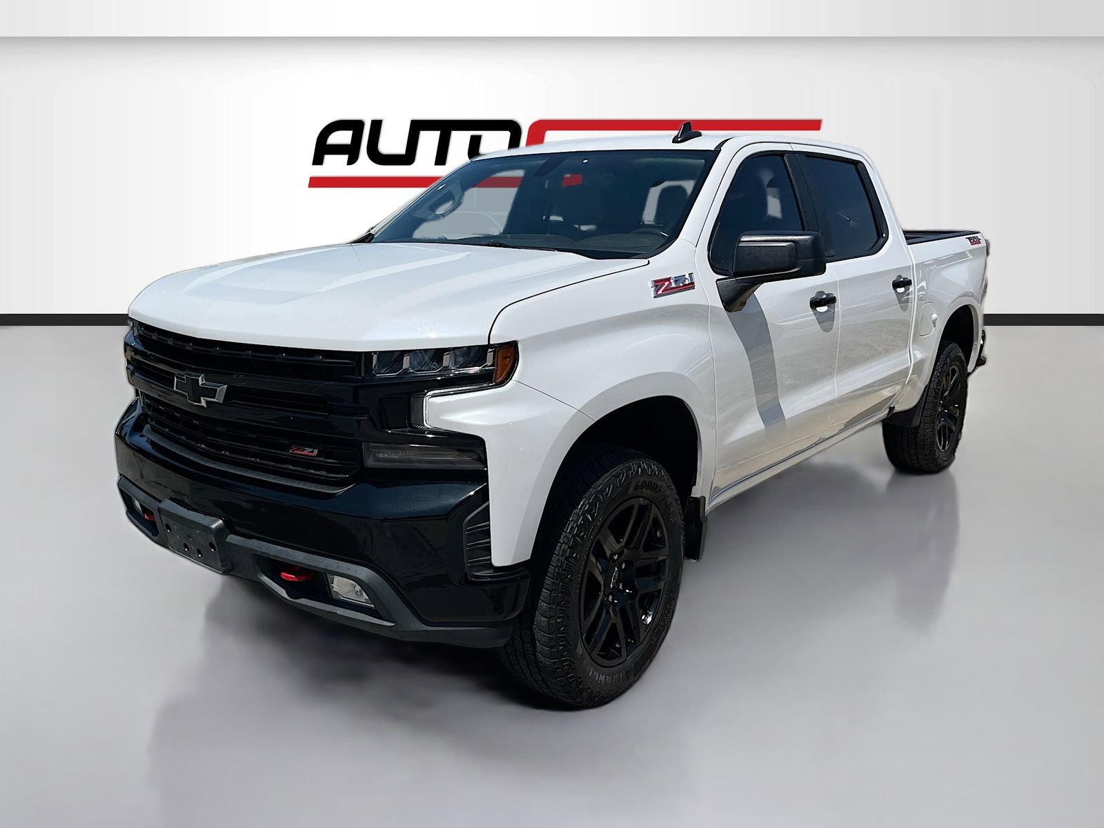 Used 2021 Chevrolet Silverado 1500 LT Trail Boss w/ Bed Protection Package image 3