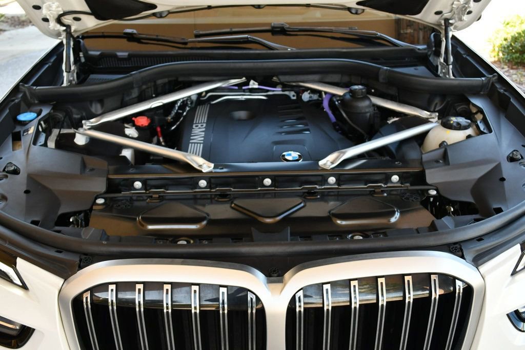Used 2024 BMW X7 xDrive40i w/ M Sport Package image 65