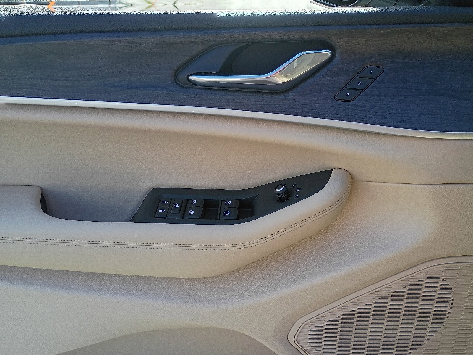 New 2025 Jeep Grand Cherokee Limited AWD/4WD image 12