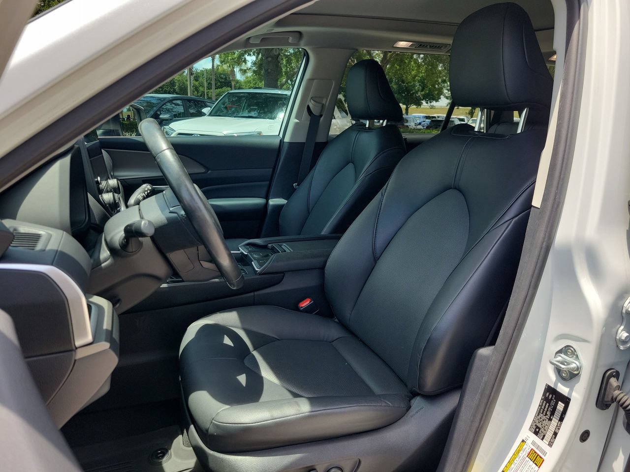 Used 2024 Toyota Grand Highlander AWD Hybrid image 17