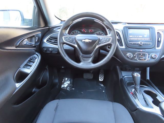 Used 2016 Chevrolet Malibu LT FWD image 15