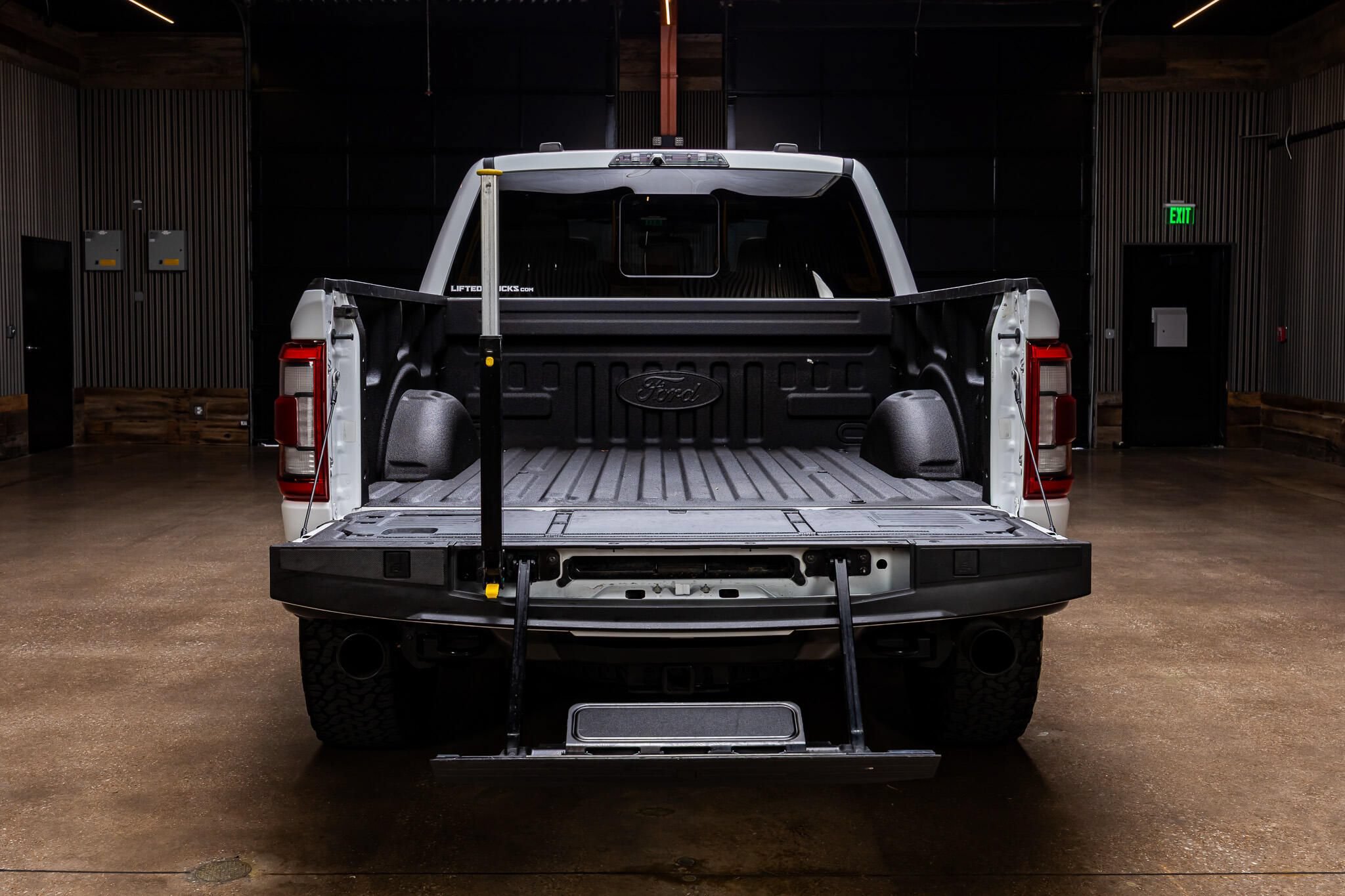 Used 2022 Ford F150 Raptor w/ Equipment Group 801A High AWD/4WD image 8