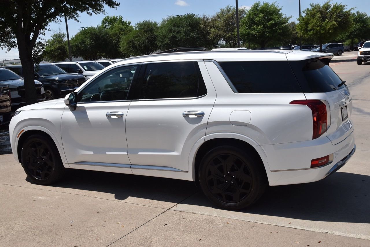 Used 2022 Hyundai Palisade Calligraphy image 11