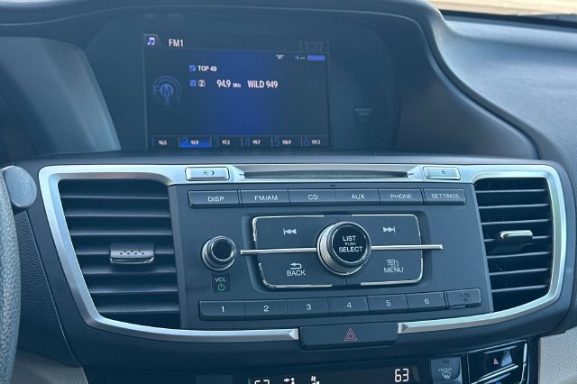 Used 2017 Honda Accord LX image 19