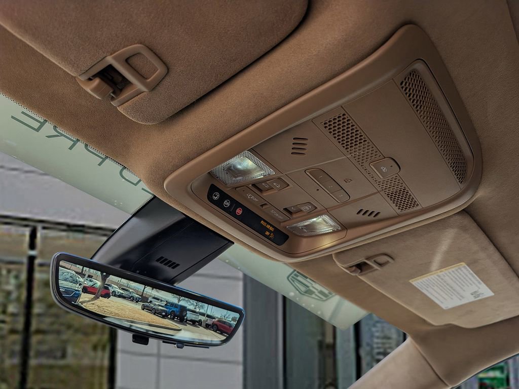 Certified 2024 Cadillac XT6 Sport w/ Platinum Package AWD/4WD image 33