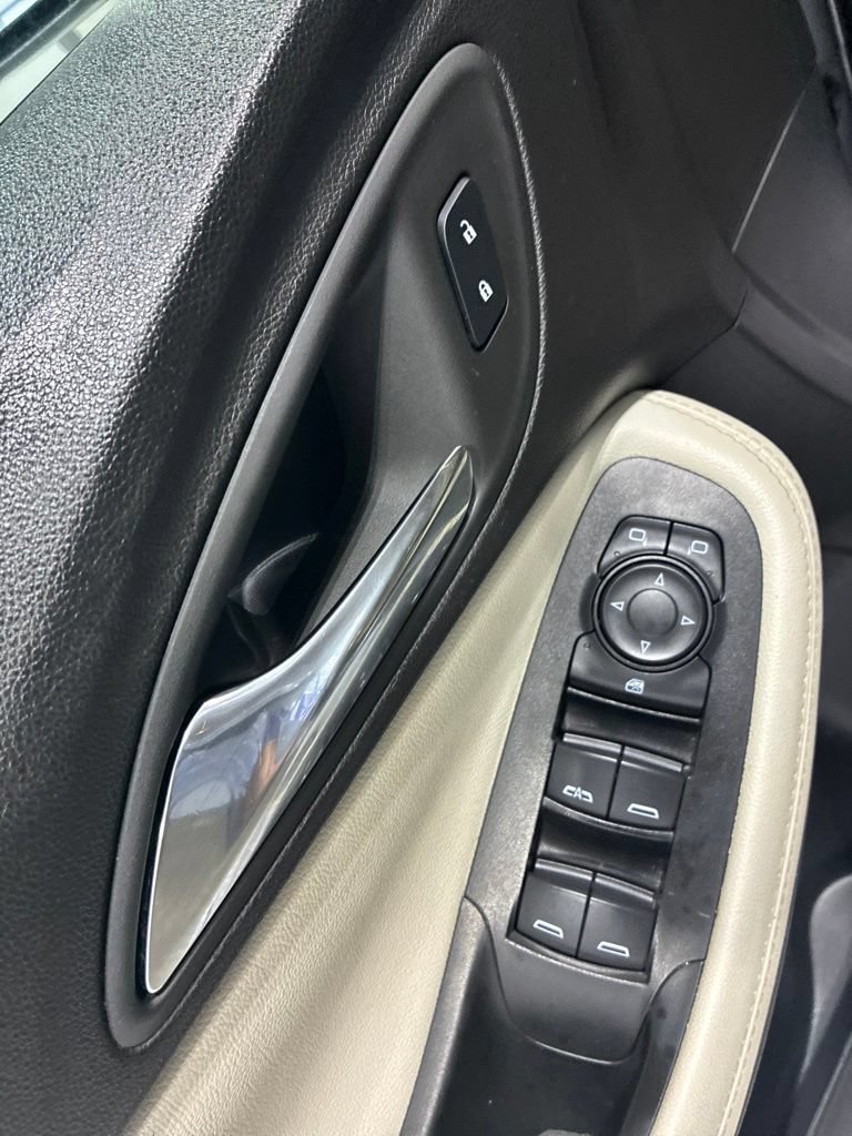 Used 2024 Buick Encore GX Sport Touring FWD image 16