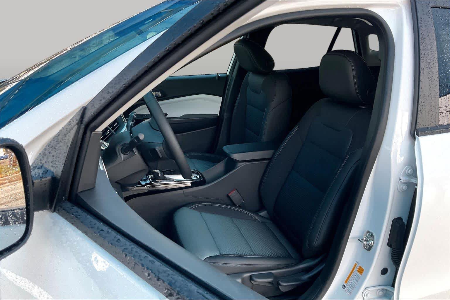 New 2026 Chevrolet Trax LT w/ Driver Confidence Package FWD image 9